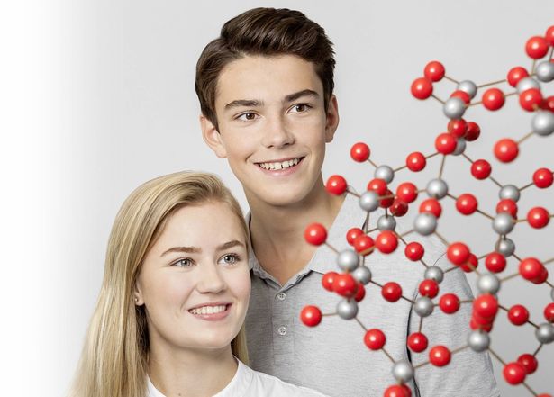 csm_Molekuel1_5dd63b1794